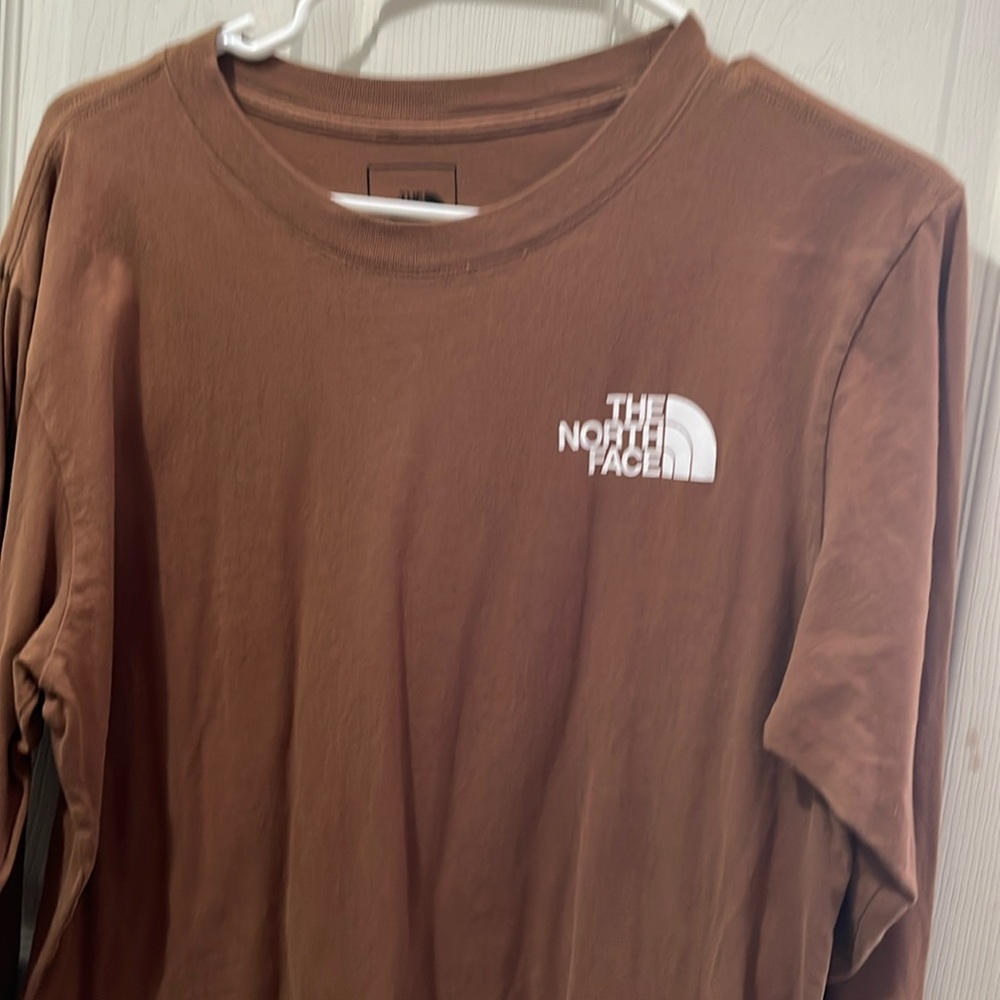 North Face short sleeve Men’s shirt. Size medium Like new